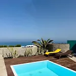 Canaryislandshost I Oliva Famara