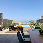 Canaryislandshost I Oliva * Famara