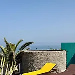 Canaryislandshost I Oliva Famara