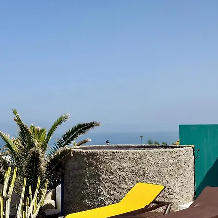 Canaryislandshost I Oliva Famara