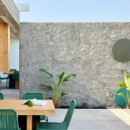 Canaryislandshost I Oliva Villa