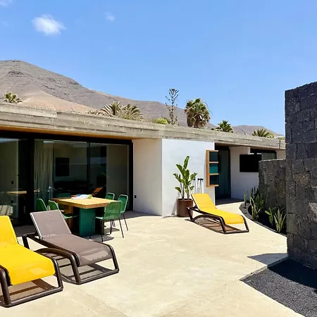 فيلة Canaryislandshost I Oliva فامارا