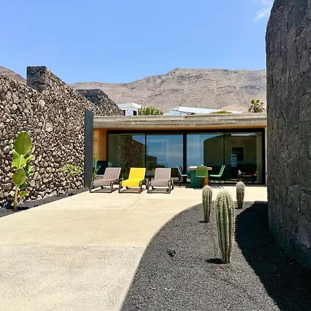 Canaryislandshost I Oliva *